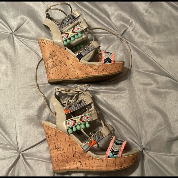 Madden Girl Wedge Sandals - Picture 7 of 10